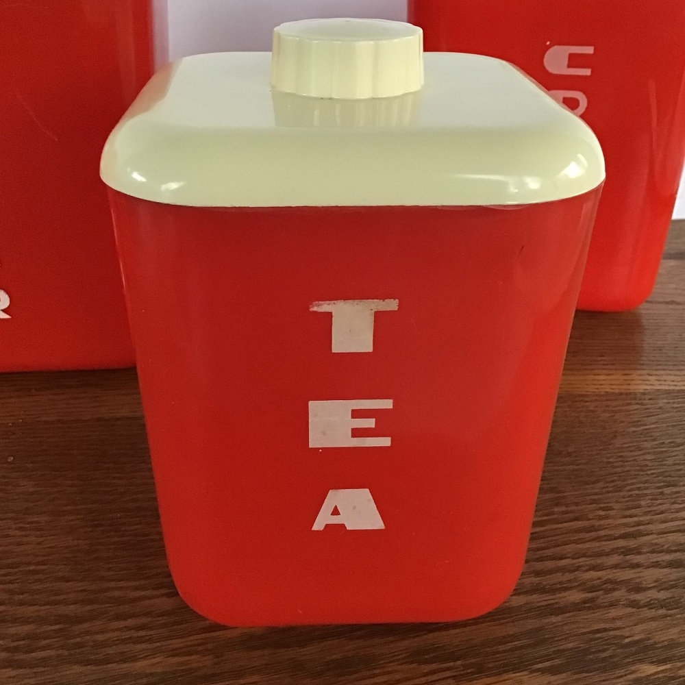Vintage Lustro Ware Canister 8pc Set Red & Cream Flour Sugar Coffee Tea - Picture 5 of 15
